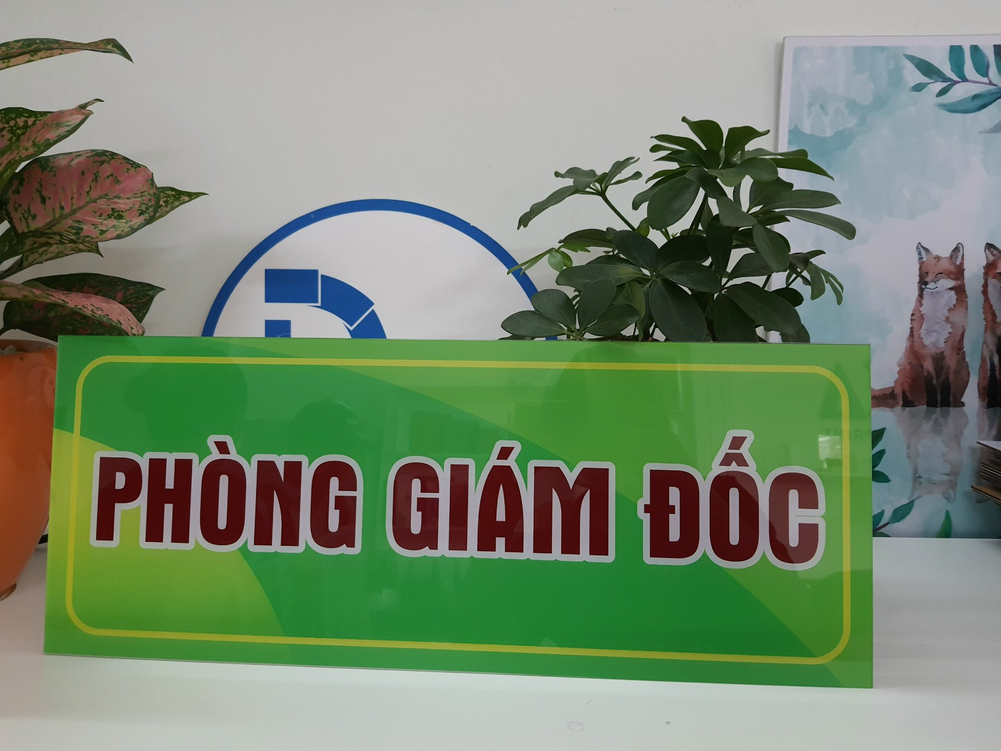 Mẫu biển phòng ban Daklak chất liệu Mica Đồng Inox Alu Gỗ sang trọng