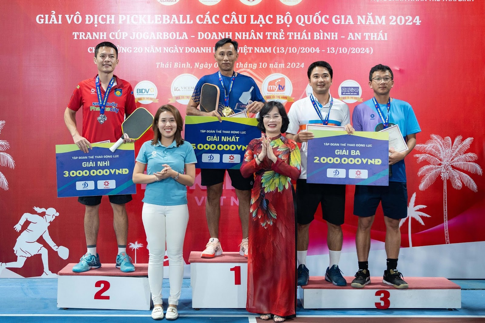 bảng trao giải Pickleball BMT Daklak